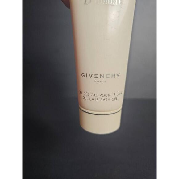 NWT Givenchy Amarige D'amour Bath Gel Delicate 3.3 Fl Oz New Factory - Picture 2 of 5